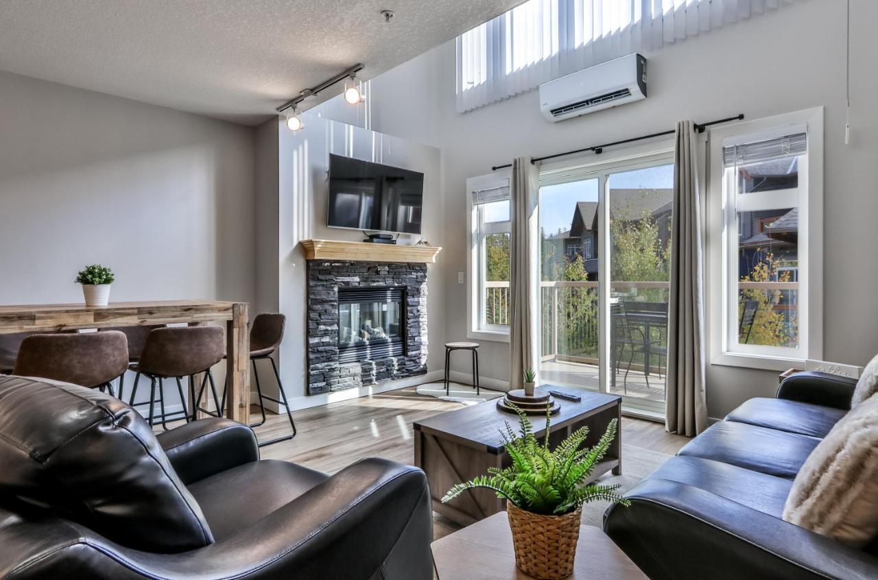 Charming 1 Bdrm Plus Loft With Views Managed By Little Sister Getaways Canmore Kültér fotó