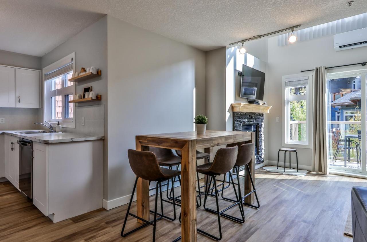 Charming 1 Bdrm Plus Loft With Views Managed By Little Sister Getaways Canmore Kültér fotó