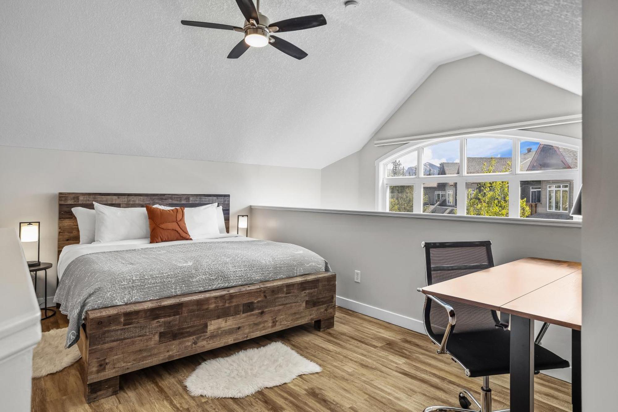 Charming 1 Bdrm Plus Loft With Views Managed By Little Sister Getaways Canmore Kültér fotó