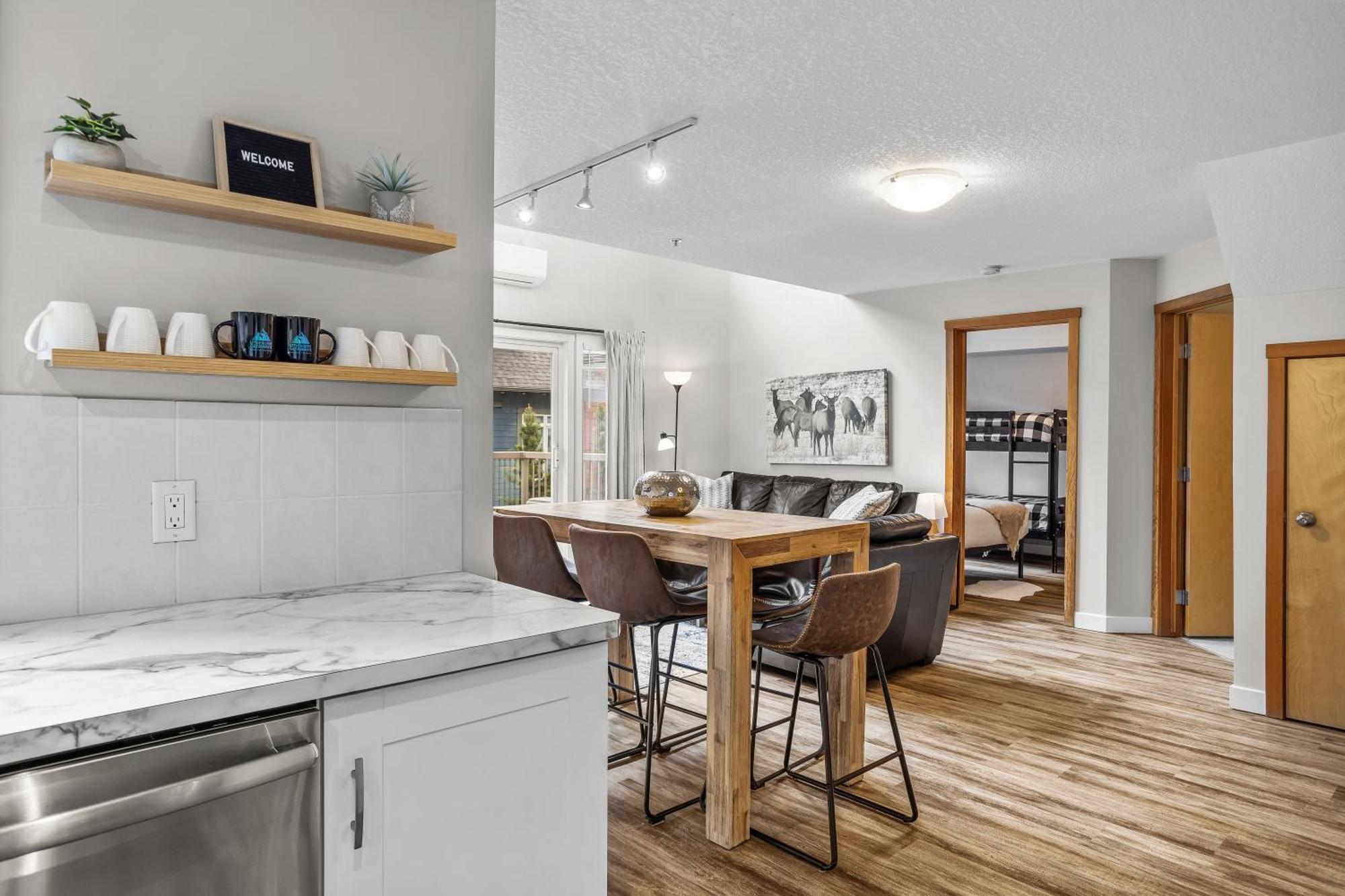 Charming 1 Bdrm Plus Loft With Views Managed By Little Sister Getaways Canmore Kültér fotó