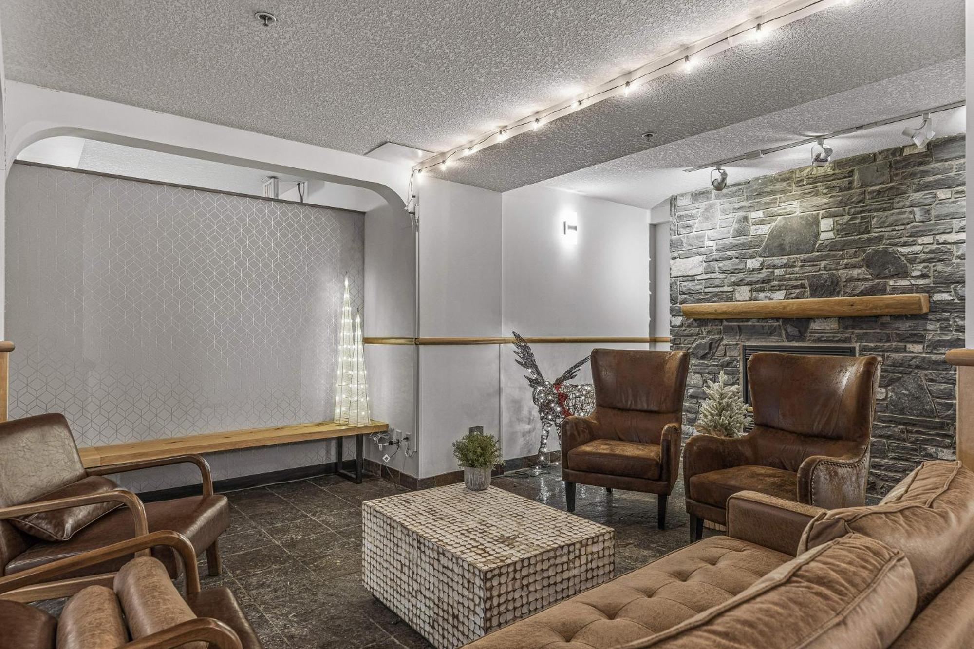 Charming 1 Bdrm Plus Loft With Views Managed By Little Sister Getaways Canmore Kültér fotó
