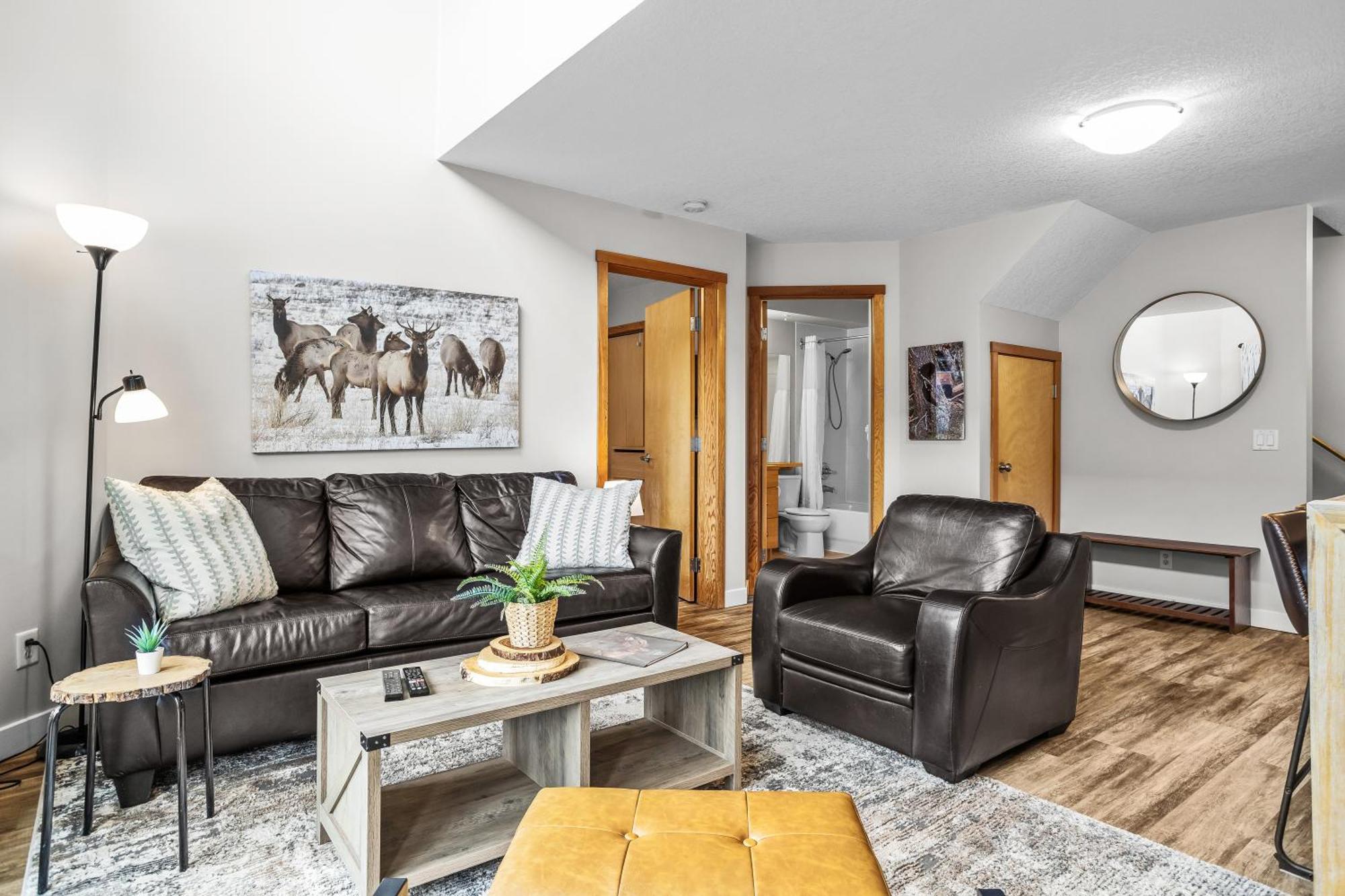Charming 1 Bdrm Plus Loft With Views Managed By Little Sister Getaways Canmore Kültér fotó